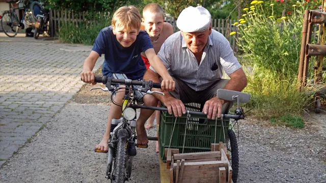 Lukas, Leon und Grossätti Lukas, Leon und Grossätti
